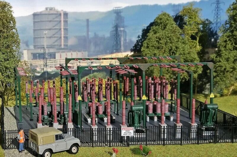Gaugemaster GM487  Fordhampton Electricity Substation Kit OO Scale