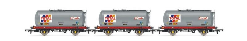 Hornby R60258 Total, TTA Tank Wagon Triple Pack - Era 7