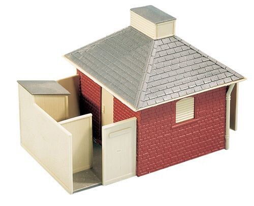Wills Kits SS66 Public Toilets Kit OO/HO Gauge
