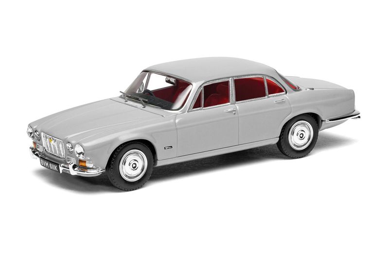 Corgi VA08622 Jaguar XJ6 Series 1, Warwick Grey Diecast Model