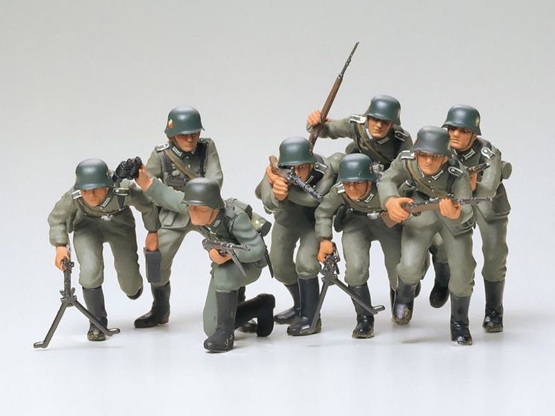 Tamiya 35030 German Assualt Troops 1:35 Scale Plastic Model Kit