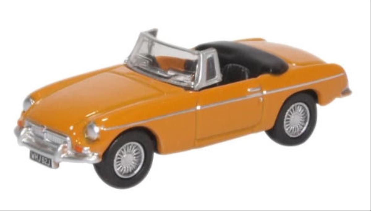 Oxford Diecast MGB Roadster Bronze Yellow (76MGB009) 1:76 (OO) Scale Model