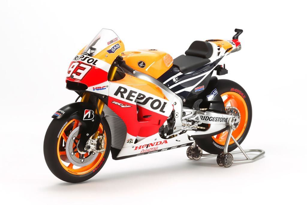 Tamiya 14130 Repsol Honda RC213V'14 1:12 Scale Plastic Model Kit