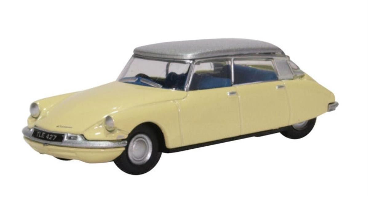 Oxford Diecast Citroen DS19 Jonquil Yellow/Silver (76CDS006) 1:76 (OO) Scale Model