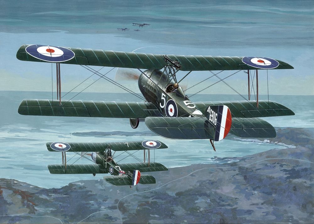 Roden 637 British Sopwith 1½ Strutter WWI Comic Fighter, 1917/18 1:32 Scale Plastic Model Kit