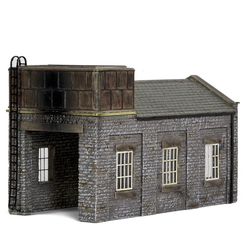 Graham Farish 42-0002 Scenecraft Stone Engine Shed with Tank N Gauge