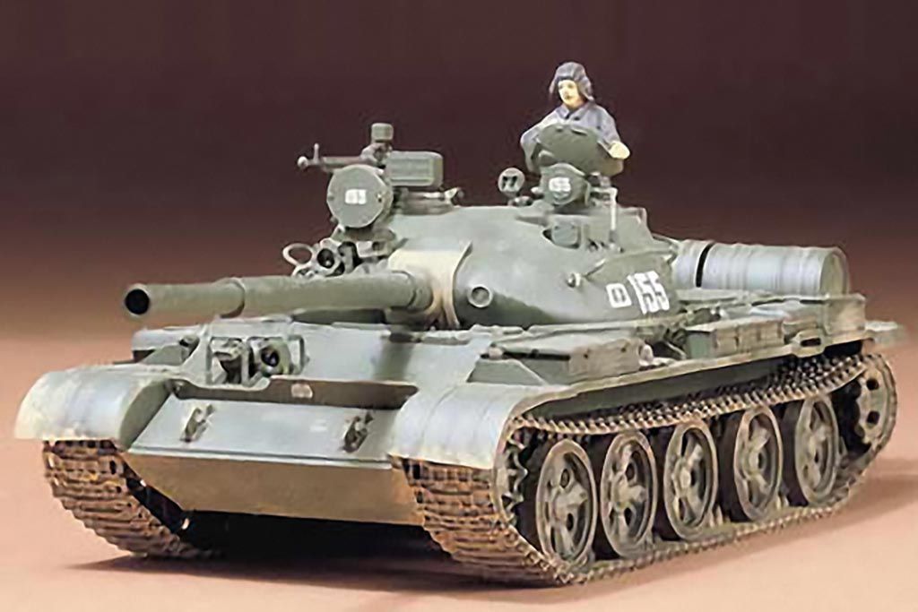 Tamiya 35108 Russian T-62 Tank 1:35 Scale Plastic Model Kit