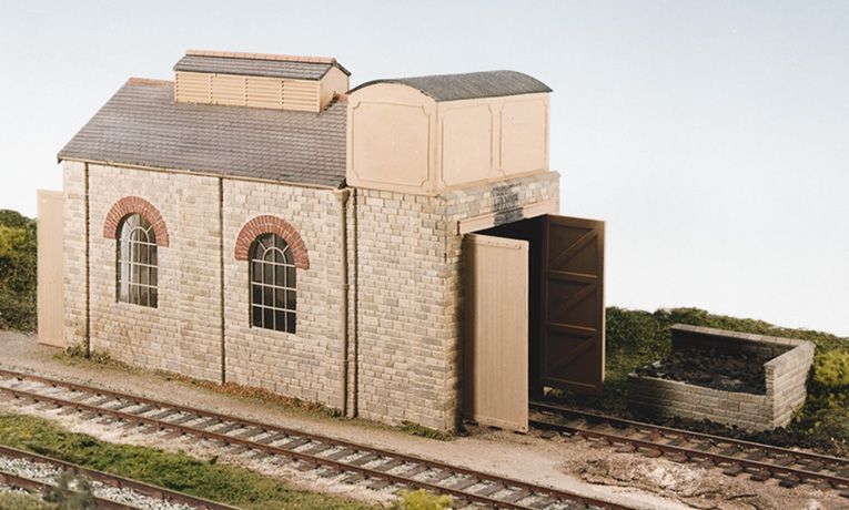 Wills Kits CK14 Single Road Engine Shed Kit OO/HO Gauge