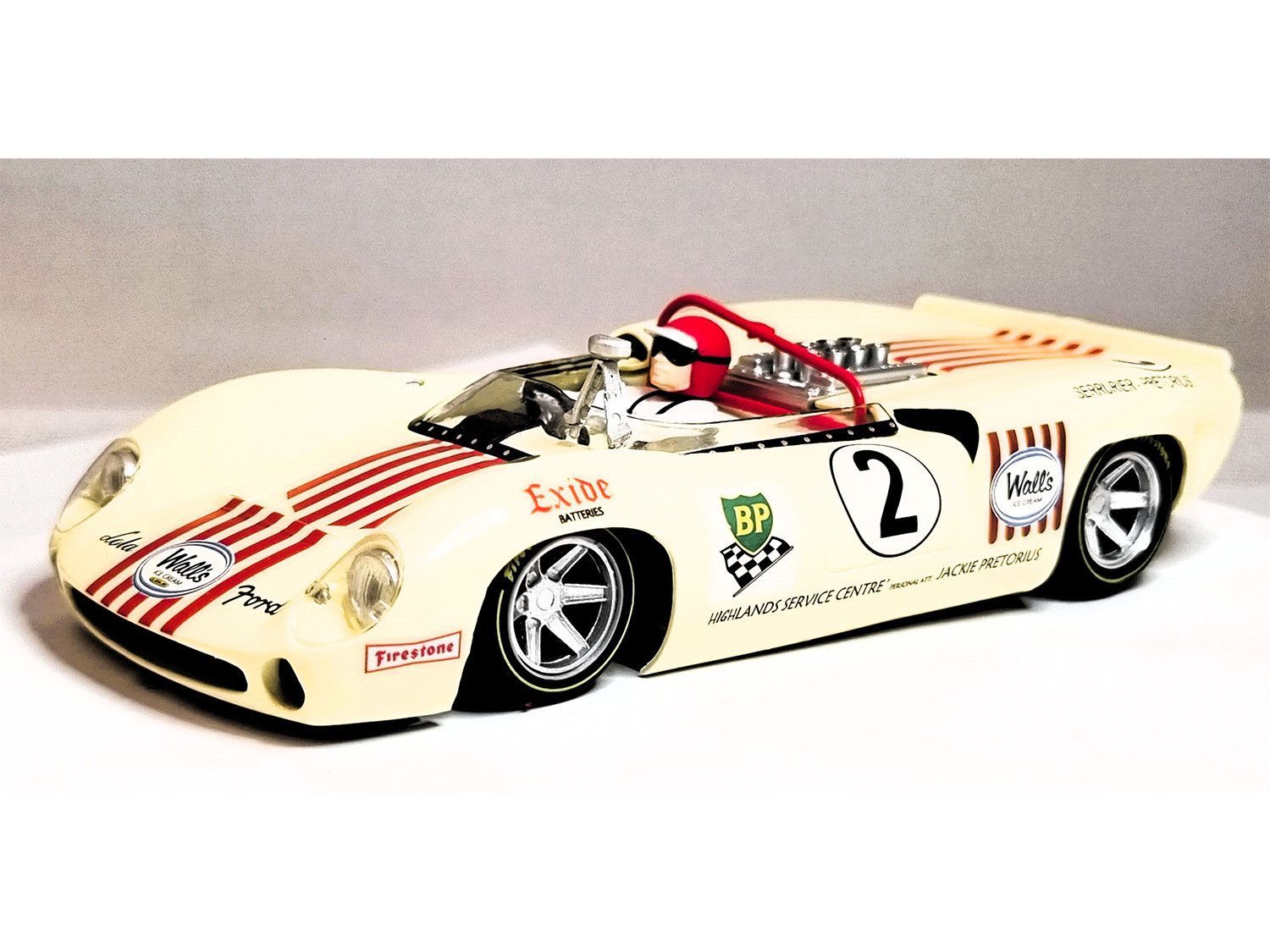 Thunderslot Lola T70 Can-Am No.2 Kyalami 9hr 1968 Serrurier/Pretorious CA00209S-W Slot Car