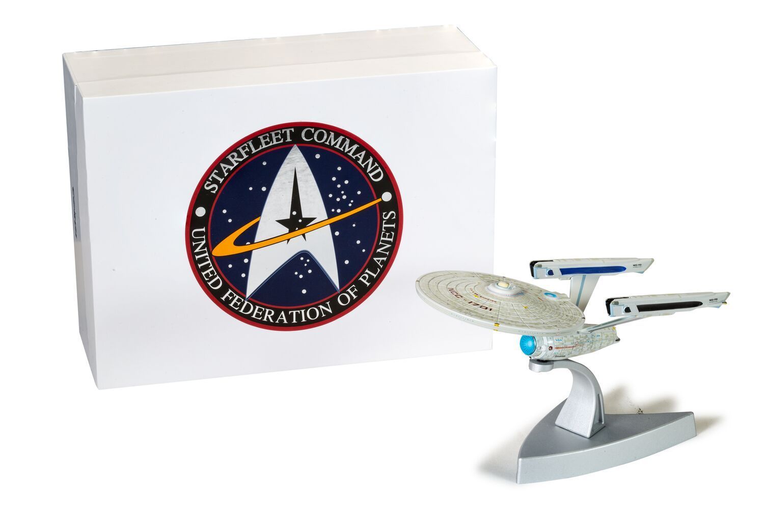 Corgi CC98001 Star Trek - USS Enterprise NCC-1701 [Refit] Diecast Model