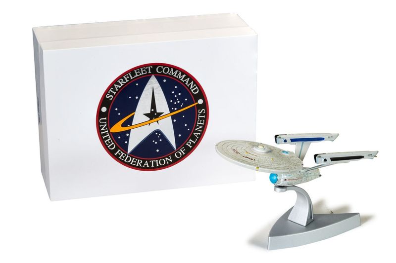 Corgi CC98001 Star Trek - USS Enterprise NCC-1701 [Refit] Diecast Model