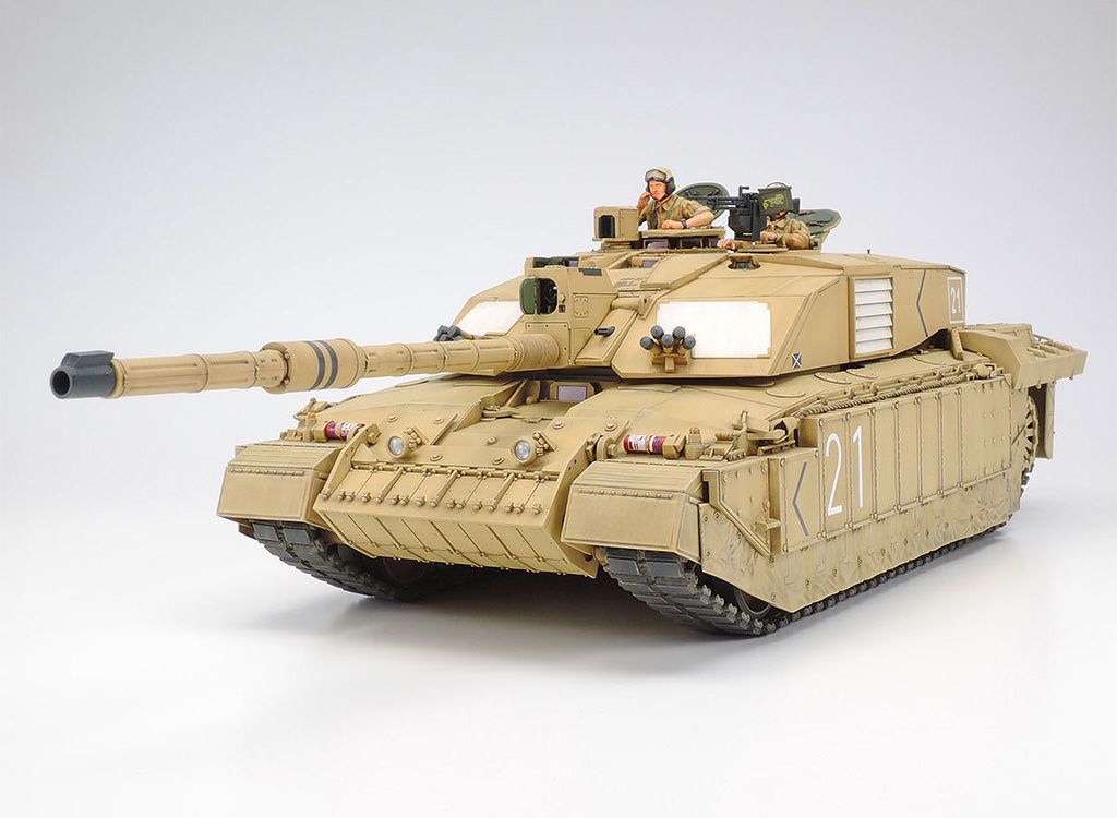 Tamiya 35274 British MBT Challenger 2 (Desertised) 1:35 Scale Plastic Model Kit