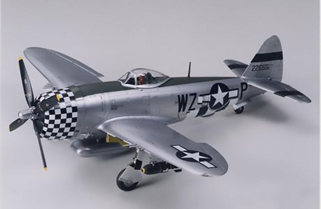 Tamiya 61090 P-47D Thunderbolt Bubbletop 1:48 Scale Plastic Model Kit