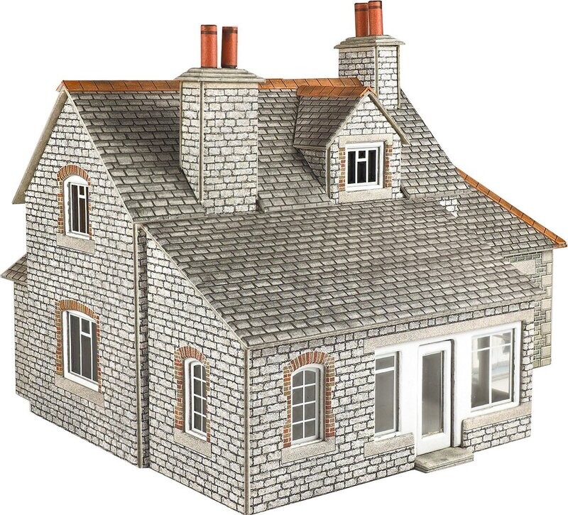 Metcalfe PO257 OO/HO Scale Grange House Card Kit Metcalfe PO257 OO/HO Scale Grange House Card Kit