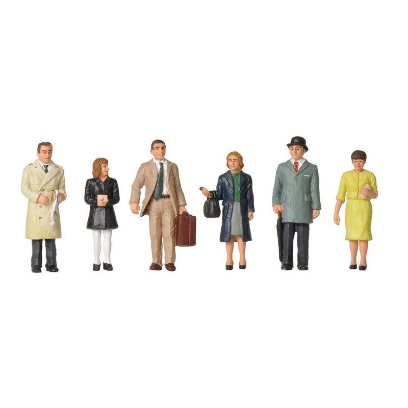 Bachmann Scenecraft 36-402 1960s/'70s Standing Station Passengers x 6 OO/HO Gauge Bachmann Scenecraft 36-402 1960s/'70s Standing Station Passengers x 6 OO/HO Gauge