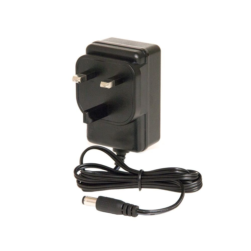 Woodland Scenics FS14411 Power Supply UK 3 Pin Plug (240V AC) Woodland Scenics FS14411 Power Supply UK 3 Pin Plug (240V AC)