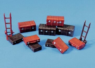 Modelscene by Peco 5062 Trunks, Suitcases and Trolley 'Sack Truck' Kit OO/HO Gauge Modelscene by Peco 5062 Trunks, Suitcases and Trolley 'Sack Truck' Kit OO/HO Gauge