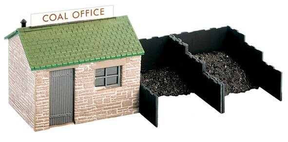Wills Kits SS15 Coal Yard and Hut Kit OO/HO Gauge Wills Kits SS15 Coal Yard and Hut Kit OO/HO Gauge