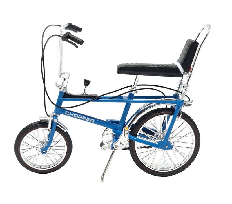Toyway Diecast Model Raleigh Chopper Mk 1 Bicycle Model - Blue Toyway Diecast Model Raleigh Chopper Mk 1 Bicycle Model - Blue
