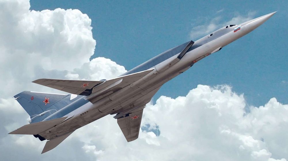 Academy 12636 Russian Air Force Tu-22M3 Backfire C 1/144 Scale Plastic Model Kit