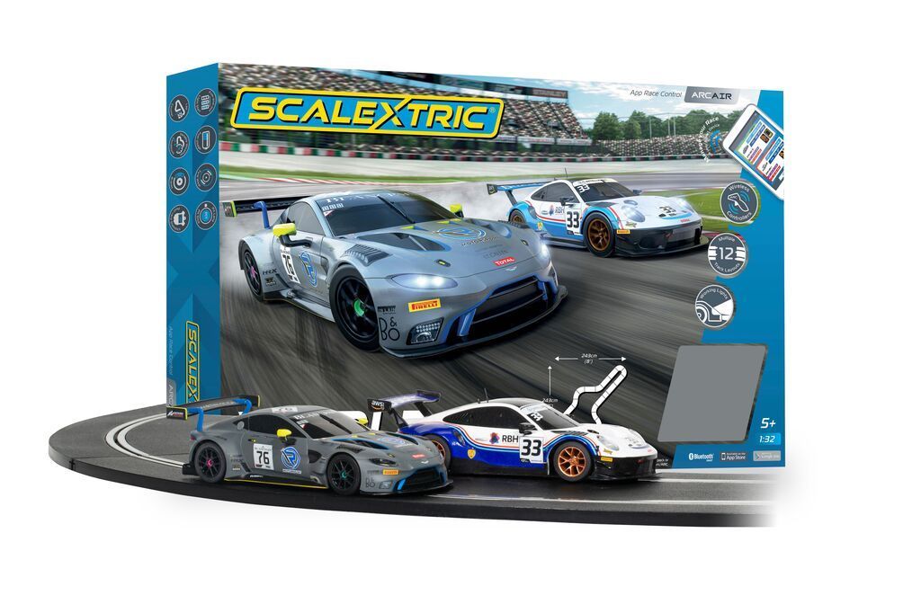 Scalextric C1434M Scalextric ARC AIR World GT Race Set Scalextric C1434M Scalextric ARC AIR World GT Race Set