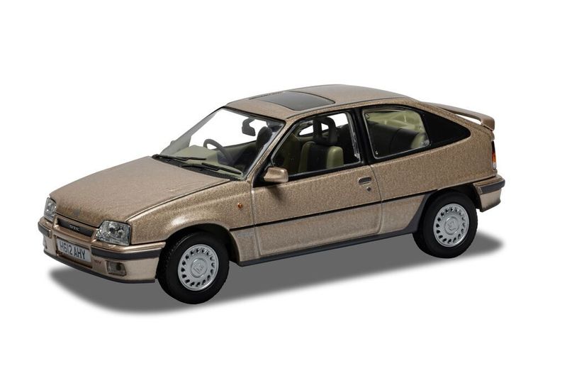 Corgi VA13209 Vauxhall Astra Mk2 GTE 16V, Rembrandt Silver Vanguards Diecast Model Corgi VA13209 Vauxhall Astra Mk2 GTE 16V, Rembrandt Silver Vanguards Diecast Model