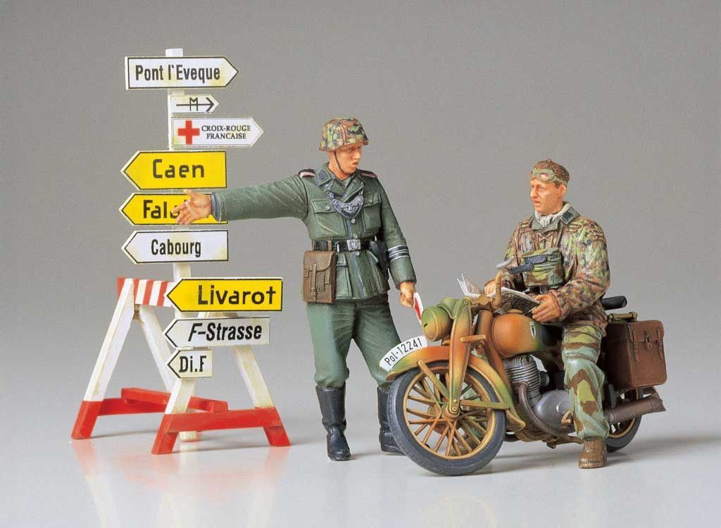 Tamiya 35241 German Motorcycle Orderly Set 1/35 Scale Plastic Model Kit