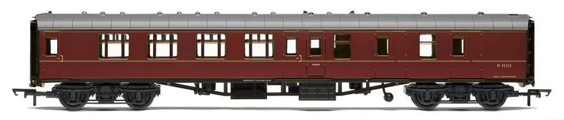Hornby R40515 BR - MK1 Corridor - M35125 - Brake Second Coach Era 5 Hornby R40515 BR - MK1 Corridor - M35125 - Brake Second Coach Era 5