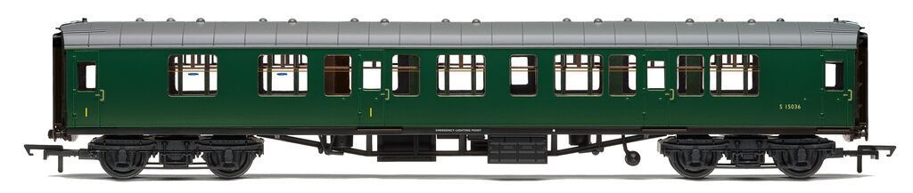 Hornby R40512 BR - MK1 Corridor - S15036 - Composite Coach Era 5 Hornby R40512 BR - MK1 Corridor - S15036 - Composite Coach Era 5