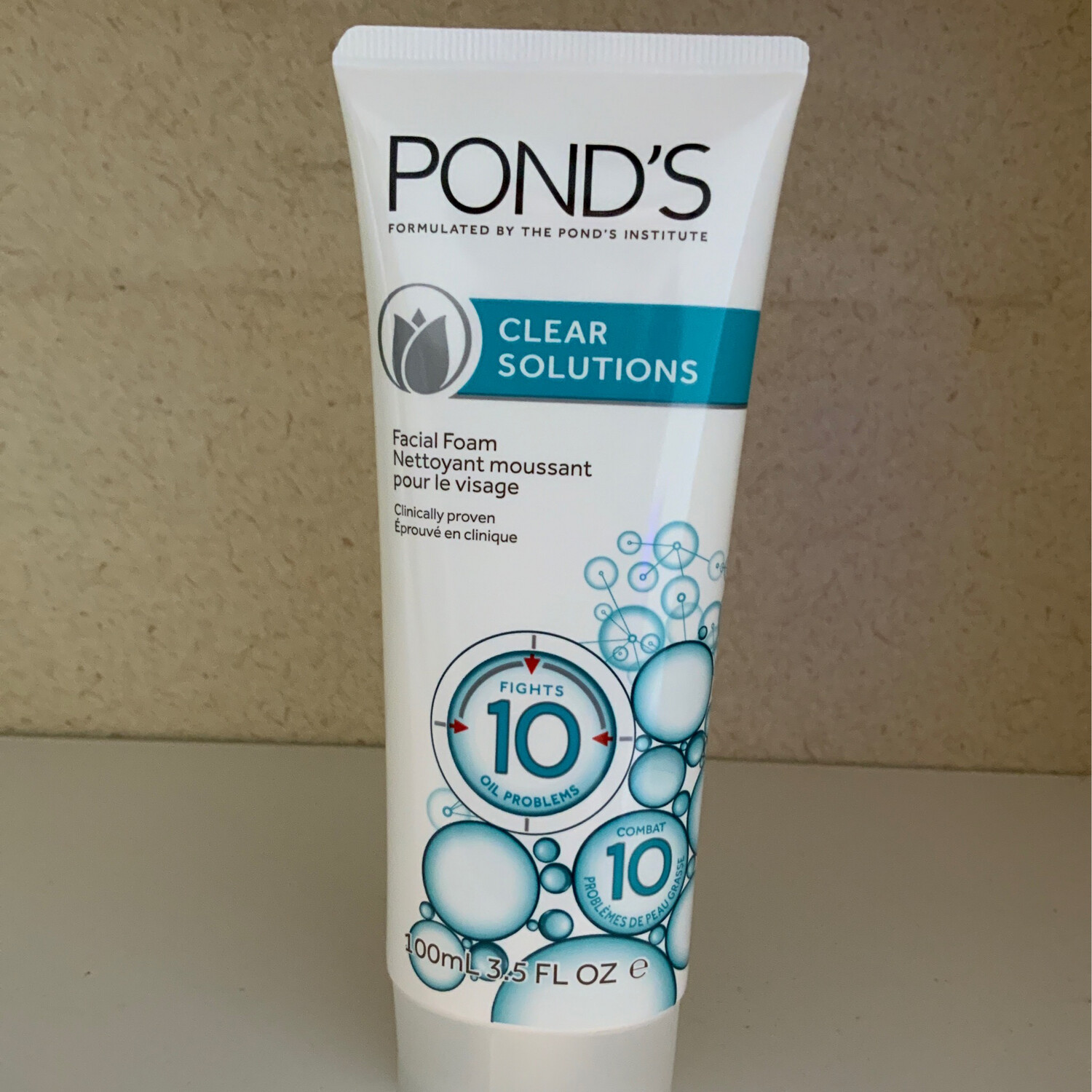 Pond’s - Clear Solutions - White Facial Foam