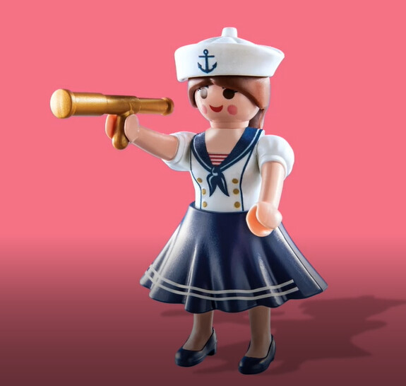 70735 Sailswoman