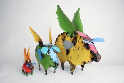 Colorful  Metal Flying Pig-Garden Decor-Yard Art-Hamdmade-3 Sizes