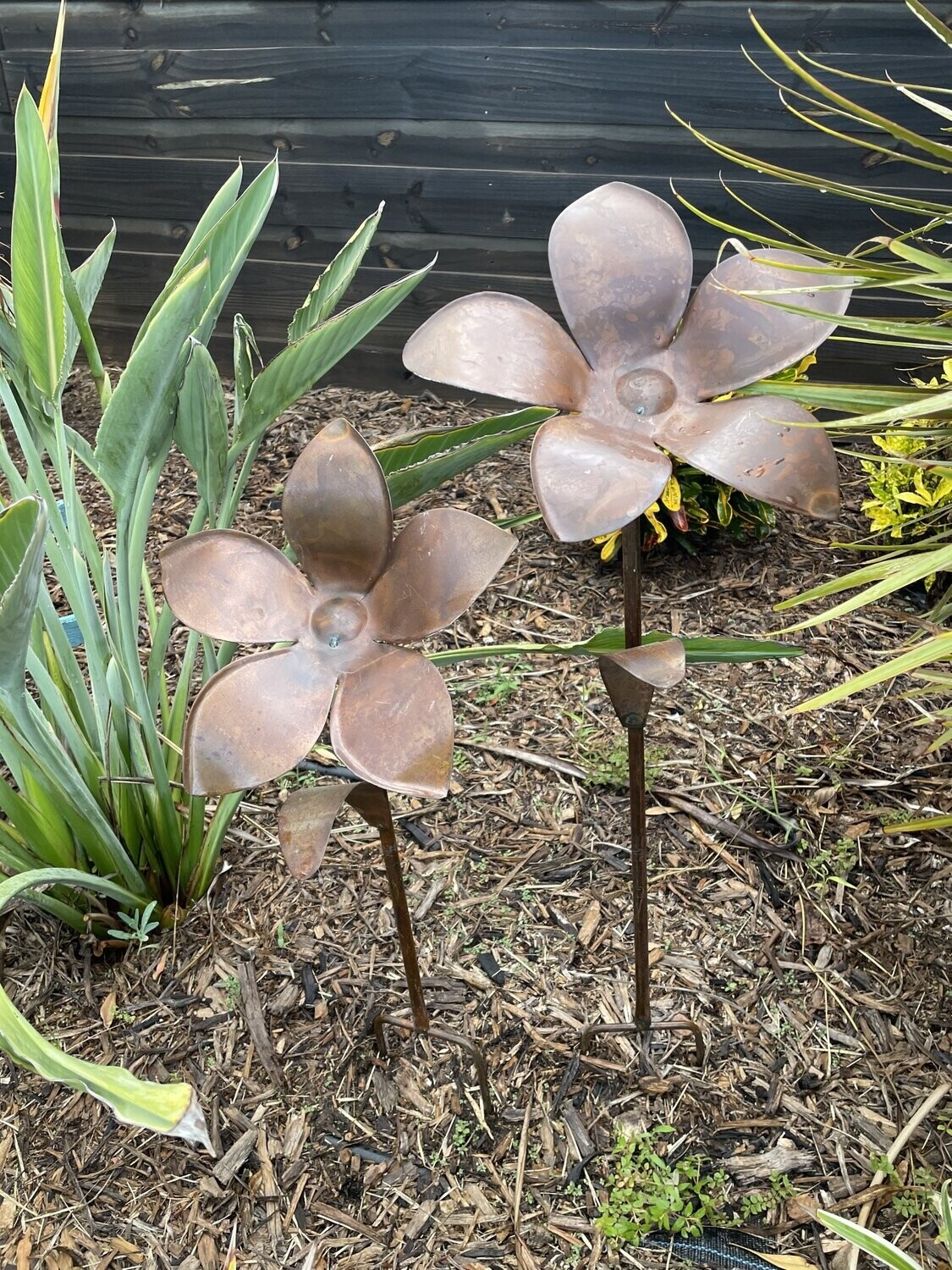 Farmhouse Metal Flowers on Stake-Garden-Rustic-Set of 2