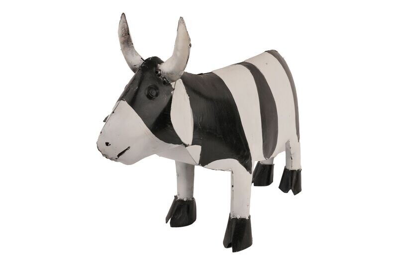 Lola the Farmhouse Cow-Metal-Garden-Yard Art-20L x 6W x 13H inches