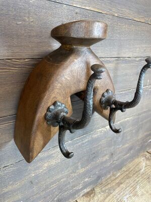 Laramie Saddle Tree Hat Rack-Rustic-Western-Lodge Decor-Rustic-Solid Wood-Handmade-Laramie Hat Rack-12x9x12 inches