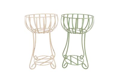 Lupy Iron Planter Garden Basket-Handmade-Solid Iron-9Wx18H inches