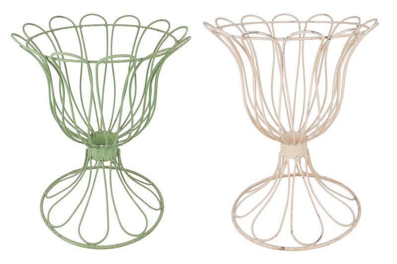 Copa Iron Planter Garden Basket-Handmade-Solid Iron-15Wx22H inches