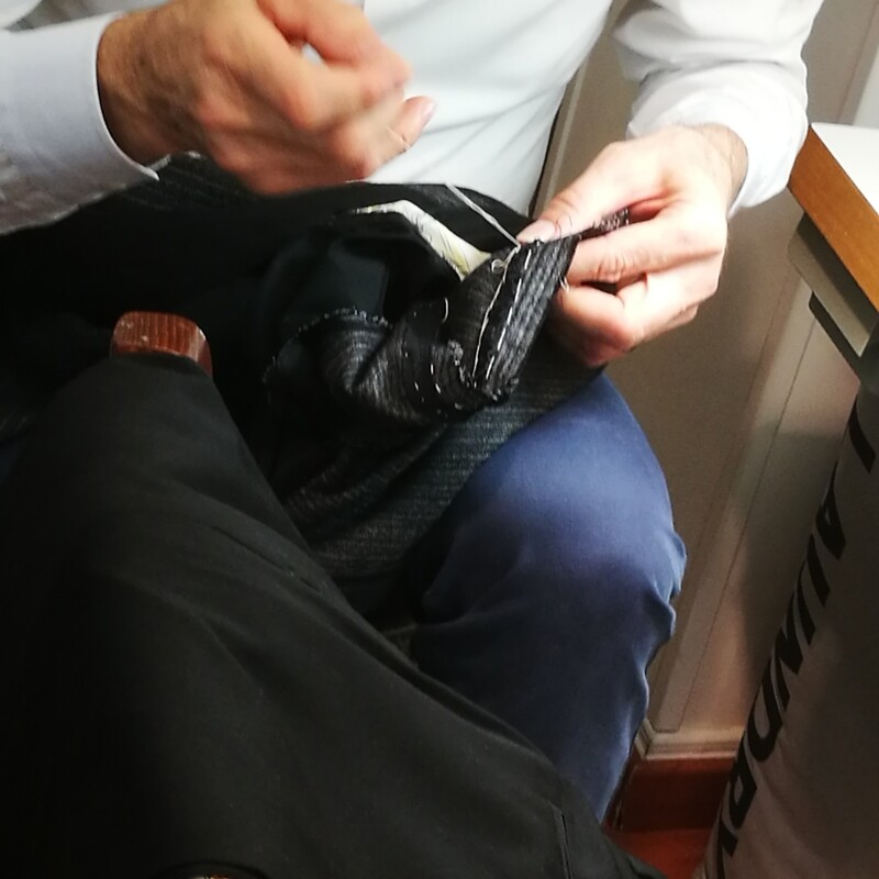 Ing. Paolo Falvo Abito sartoriale tessuto alta qualità Drapres super 150's