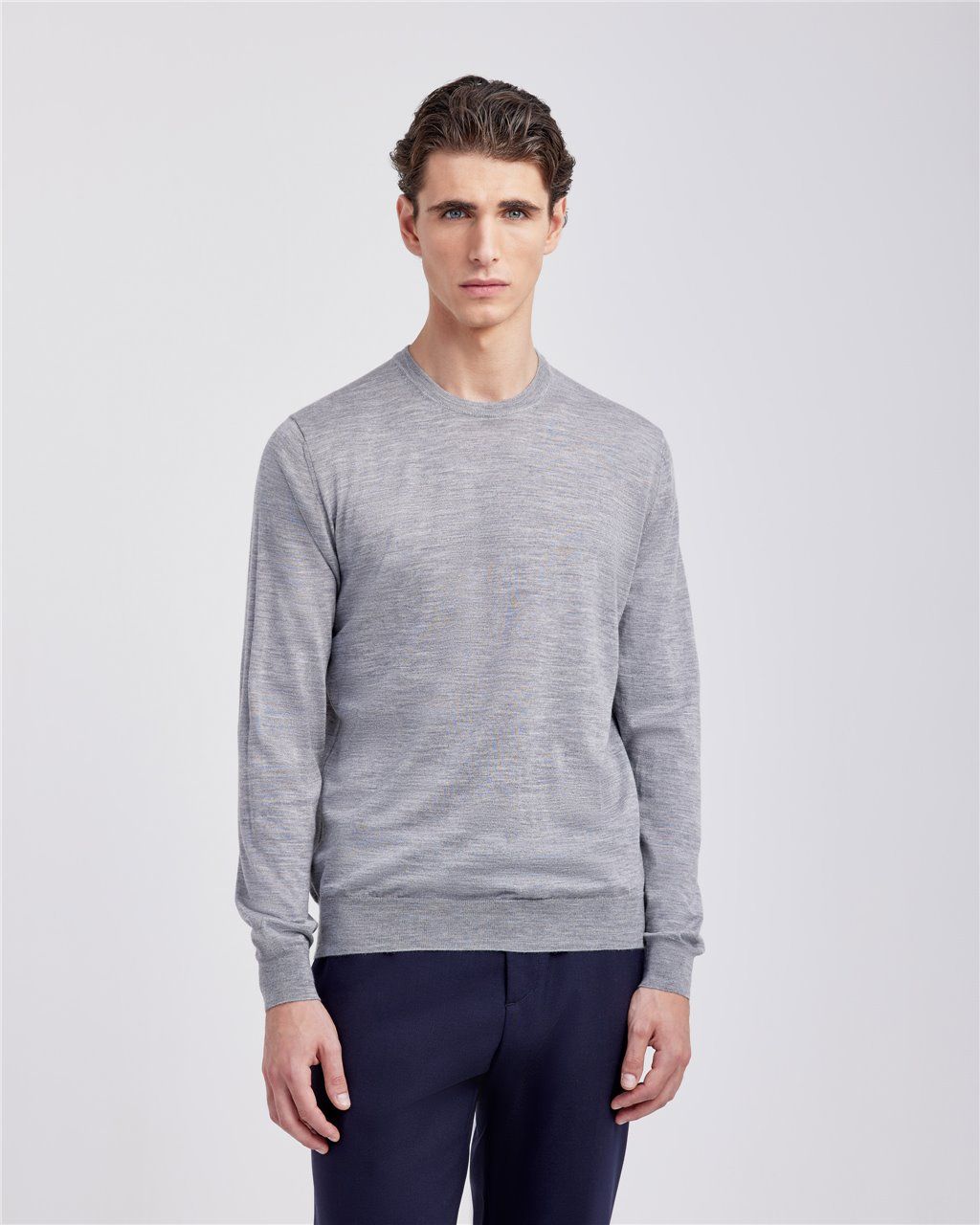 Knitwear: Maglia girocollo super light in misto cashemere
