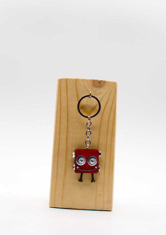 ​Robot key holder. Keychain with bolts and screws laser cut