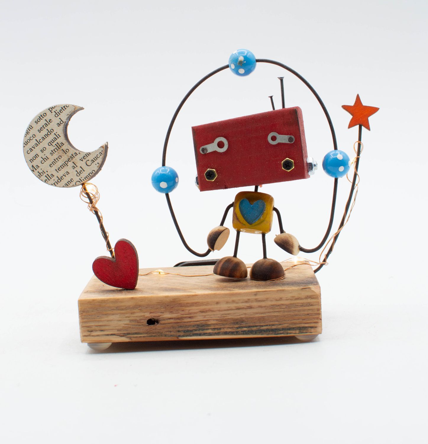 DIORAMA scultura luminosa. Lampada di legno a batteria stile robot fatto a mano