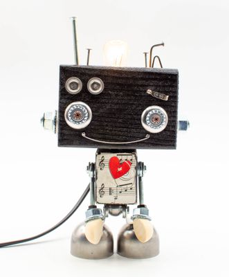 Robot lampada da tavolo in legno lampada da comodino, fatta a mano con materiali di recupero
