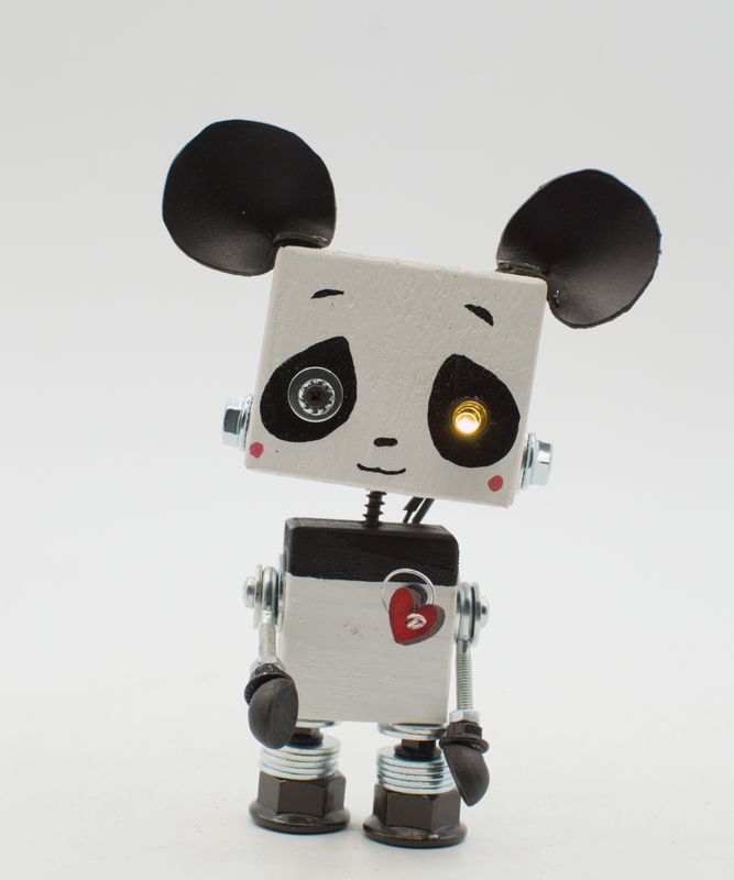 Luce di cortesia robot. Lampada di legno a batteria stile robot modello "PANDA" fatto a mano