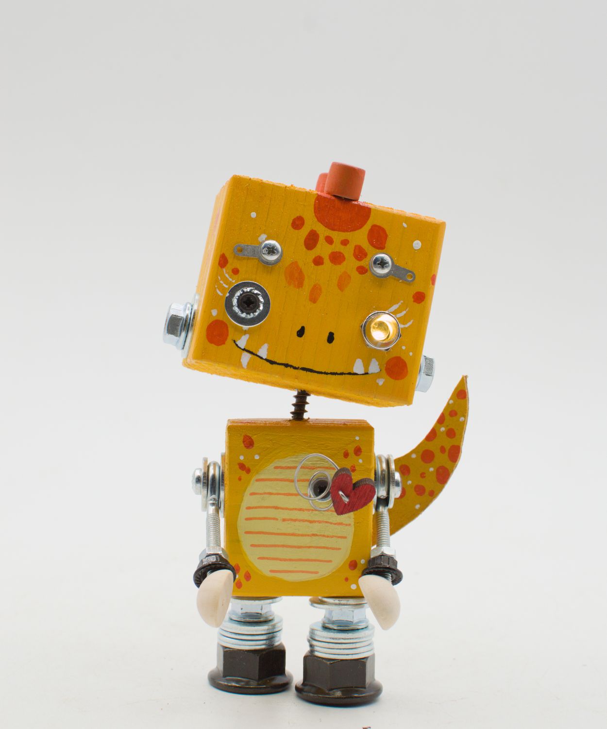 Luce di cortesia robot. Lampada di legno a batteria stile robot modello Luce di cortesia robot. Lampada di legno a batteria stile robot modello "DINOSAURO" fatto a mano