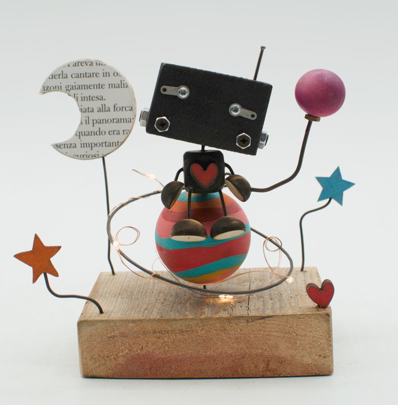 DIORAMA scultura luminosa. Lampada di legno a batteria stile robot fatto a mano