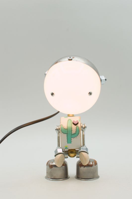 Robot lampada da tavolo stile Robot lampada da tavolo stile "KODAMA" snodabile fatta a mano