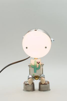 Robot lampada da tavolo stile Robot lampada da tavolo stile "KODAMA" snodabile fatta a mano