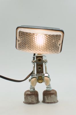 Robot lampada da tavolo stile "FANALE" fatta a mano