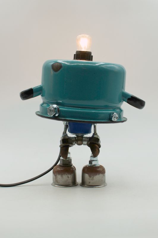 Robot lampada da tavolo stile Robot lampada da tavolo stile "PENTOLINO" fatta a mano