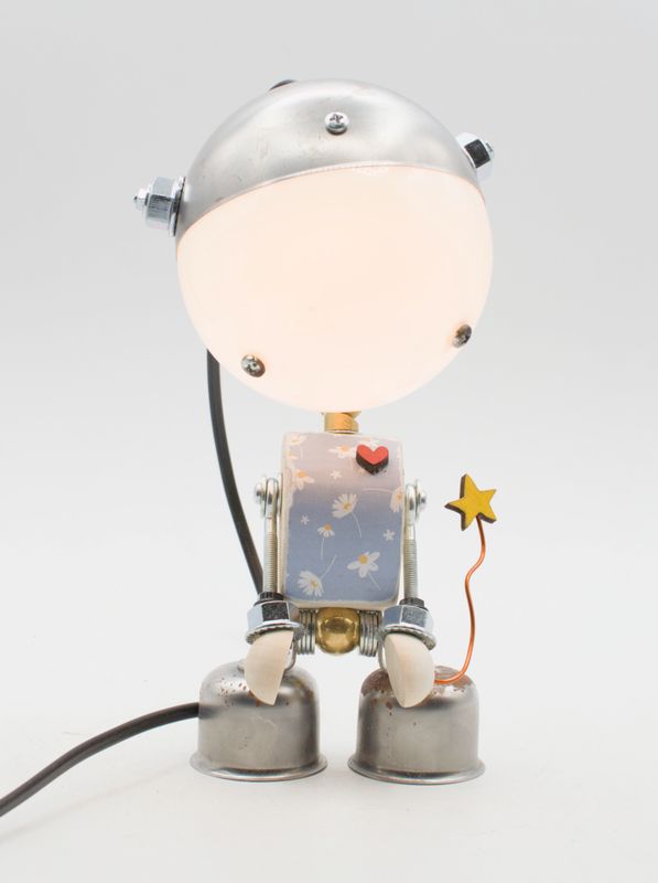 Robot lampada da tavolo stile Robot lampada da tavolo stile "KODAMA" snodabile fatta a mano